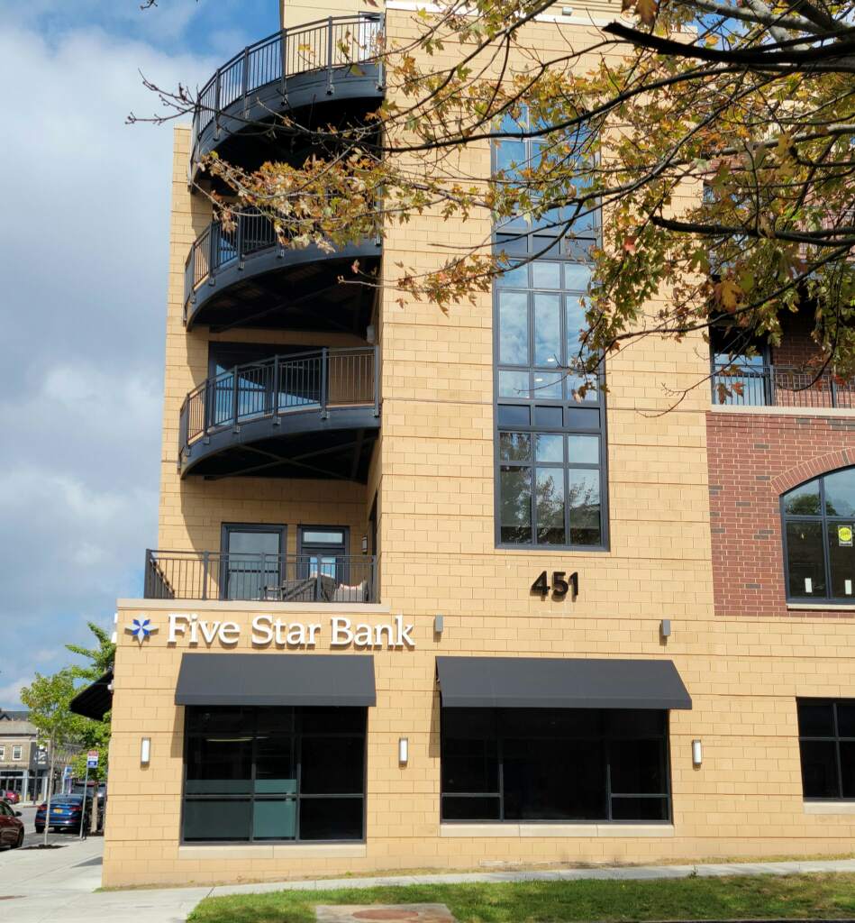 Exterior of Elmwood Crossing Office